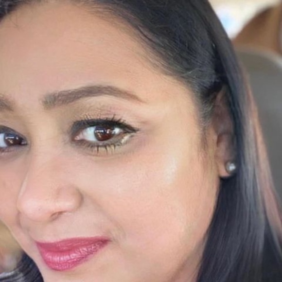 Meet your Posher, Grisselle - Picture 1 of 1